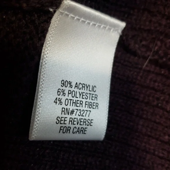 NWT Apt. 9 Women's Plum Satin embellished rib yoke tunic Sweater Size Small - Picture 7 of 7